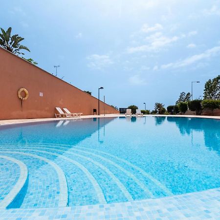 Comfortable 4-Bedroom Villa With Private Gardens Costa Adeje  ภายนอก รูปภาพ